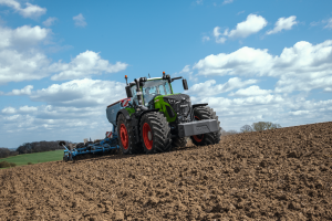 Fendt 900 Vario tractor