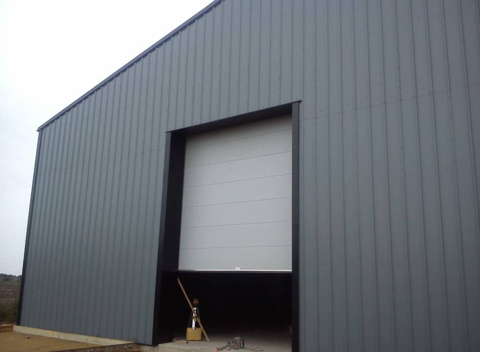 Dennis Haddenham warehouse shutter