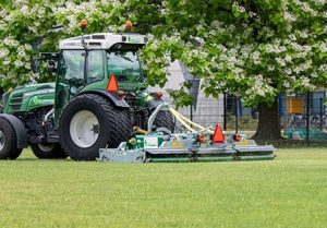 Winged roller mower