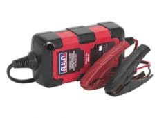 SMC11 Battery Charger Compact