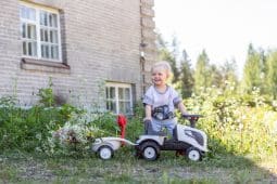 Valtra ride on tractor for younger kids