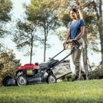 Honda HRX476 HY 47CM VARIABLE SPEED PETROL LAWN MOWER