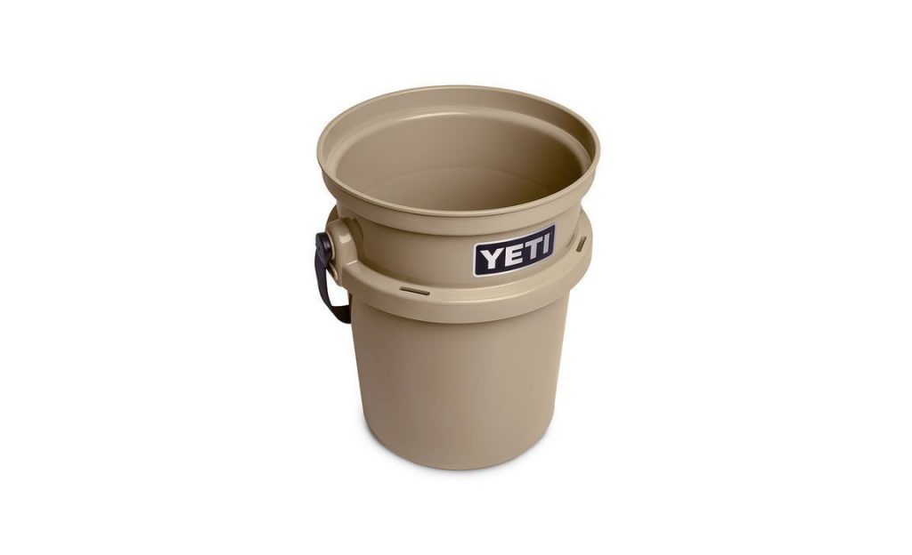 YETI LOADOUT BUCKET - TAN