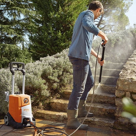 An image of an electric handheld STIHL RE110 Pressure Washer