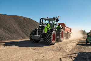 Fendt 700 Vario gen7 tractor