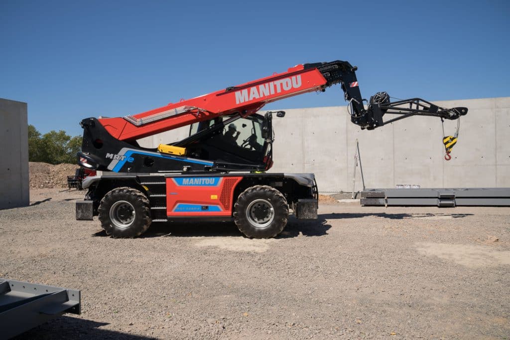 Manitou rotating handler on a construction site