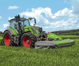 Fendt mower mowing grass