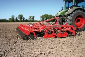 Kverneland cultivator in a field