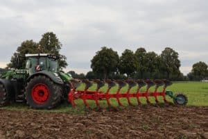 Kverneland Plough and Fendt tractor in a field