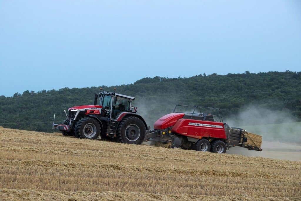 Massey Ferguson 9S baling