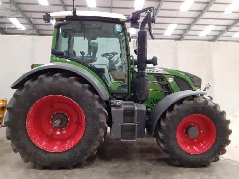 Used Fendt 516 tractor for sale