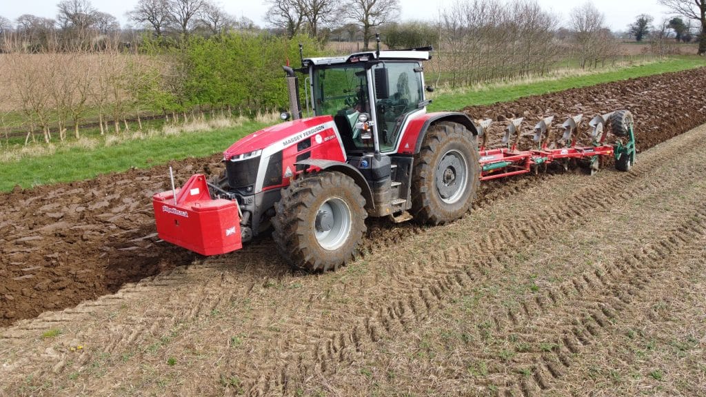 Massey Ferguson 8S.265 tractor with Dyna E-Power gearbox on a Norfolk farm