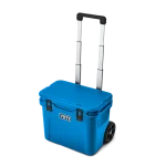 Yeti Roadie 32 Wheeled Cooler in Big Wave Blue