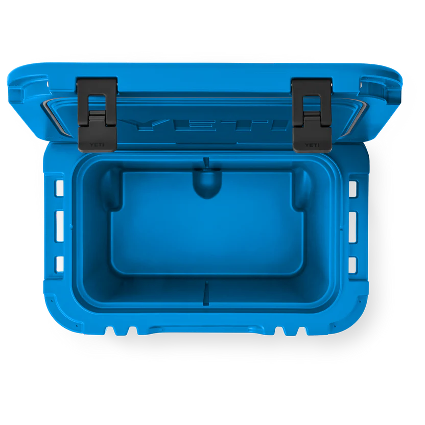 Yeti Roadie 32 Wheeled Cooler in Big Wave Blue inside