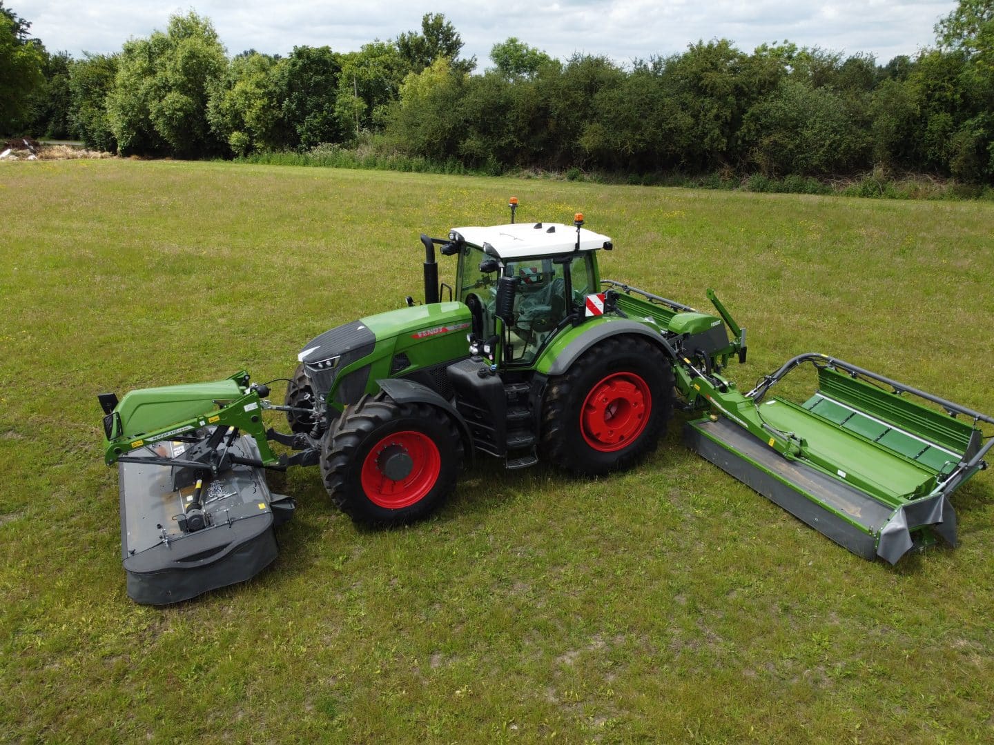 Fendt & MF Hay & grass equipment, new stock at last season’s prices