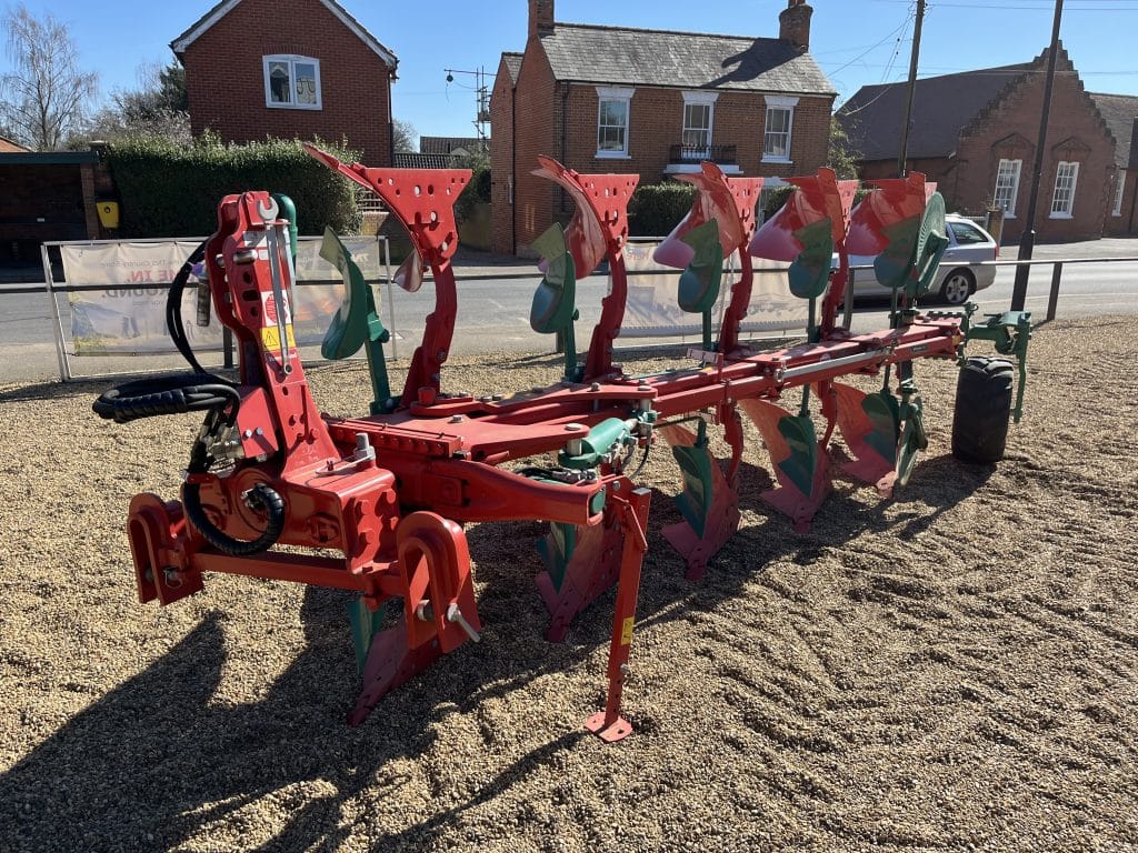 New Kverneland LS 250/85 5 Furrow Plough