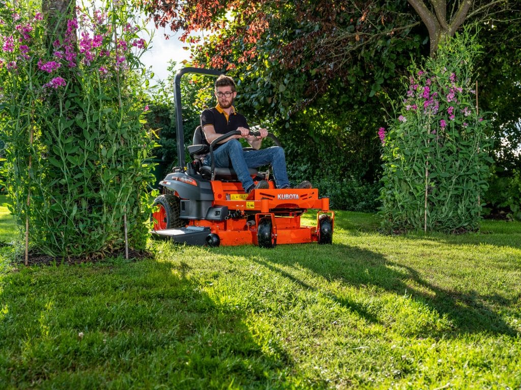 Kubota Z1 Series - Precision and Comfort in a Compact Design