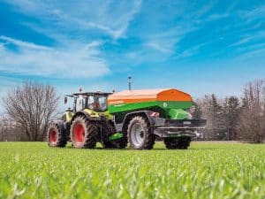 Amazone trailed spreader
