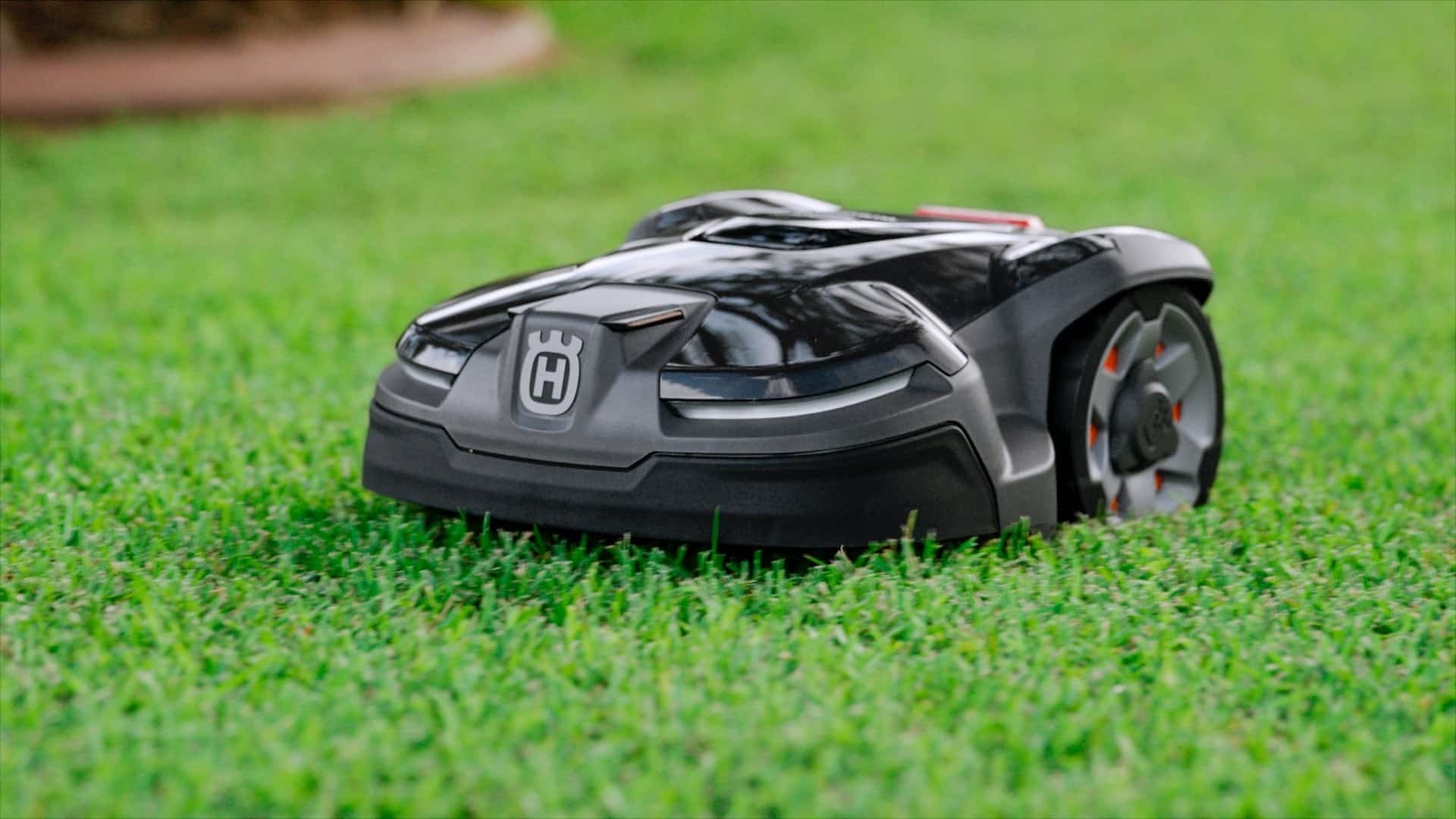 Husqvarna robot lawn