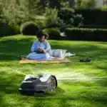 Husqvarna Automower 405VE NERA Mowing