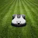 Husqvarna Automower 430V NERA Mowing