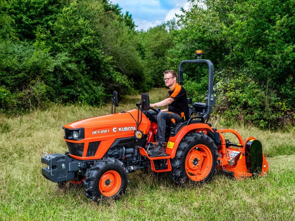 KUBOTA EK1-261 TRACTOR - Thurlow Nunn Standen