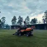 HUSQVARNA R 216T AWD Mower