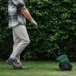 Westland Lawn Drop Spreader Size