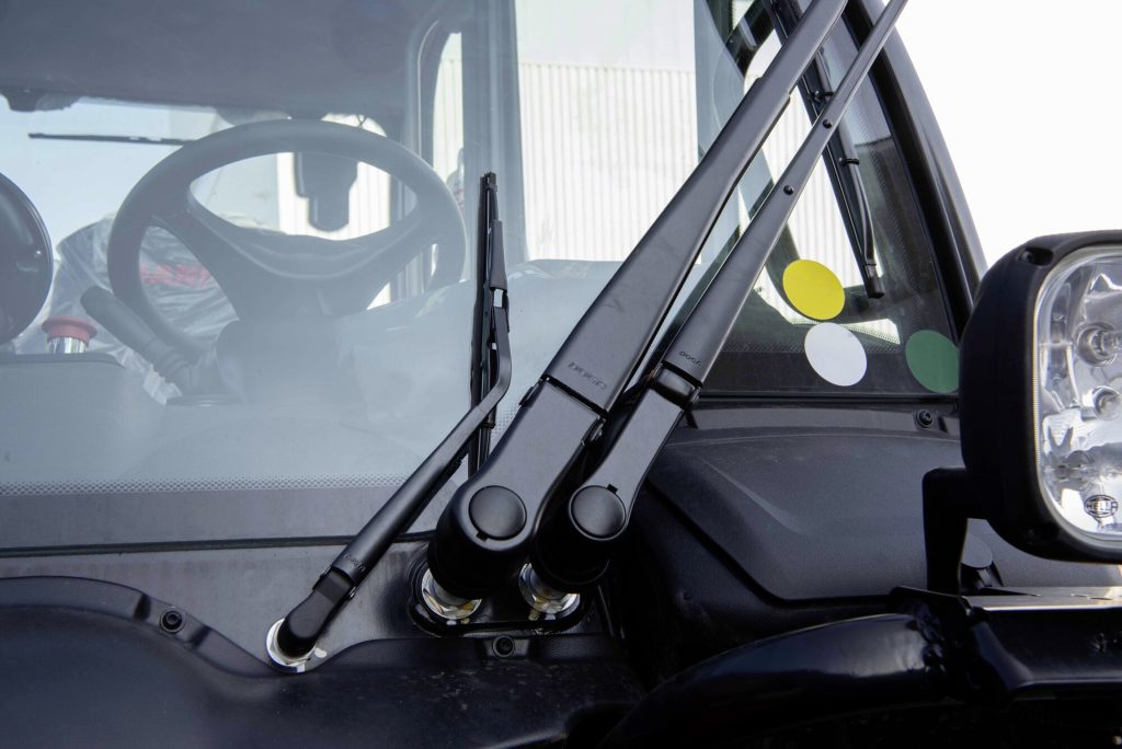 Manitou Wiper Blades and Washer Fluid at TNS