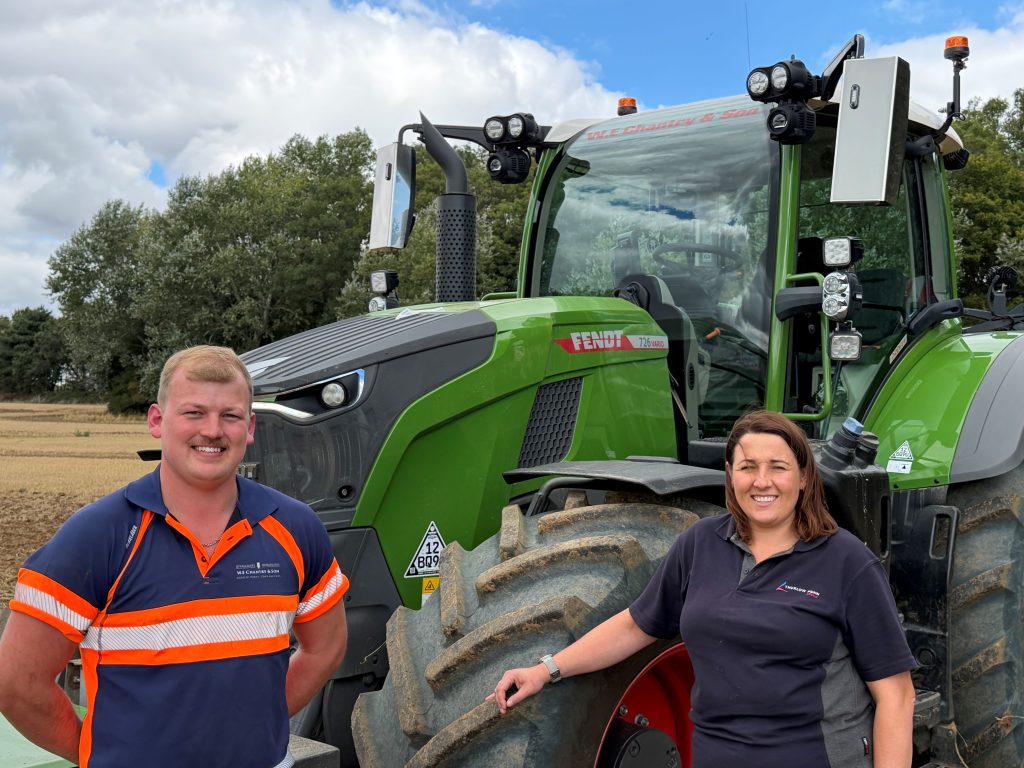 Suffolk contractor sees fuel and productivity gains with Fendt 726
