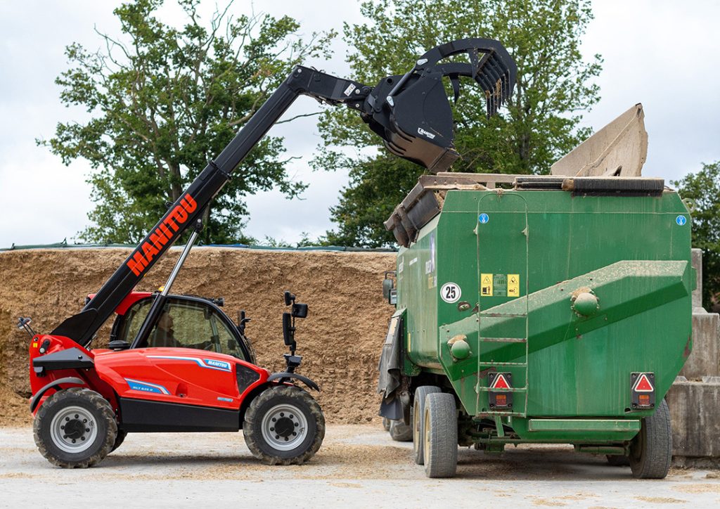 The myMANITOU mobile app gives you convenient access to essential machine information directly from your smartphone
